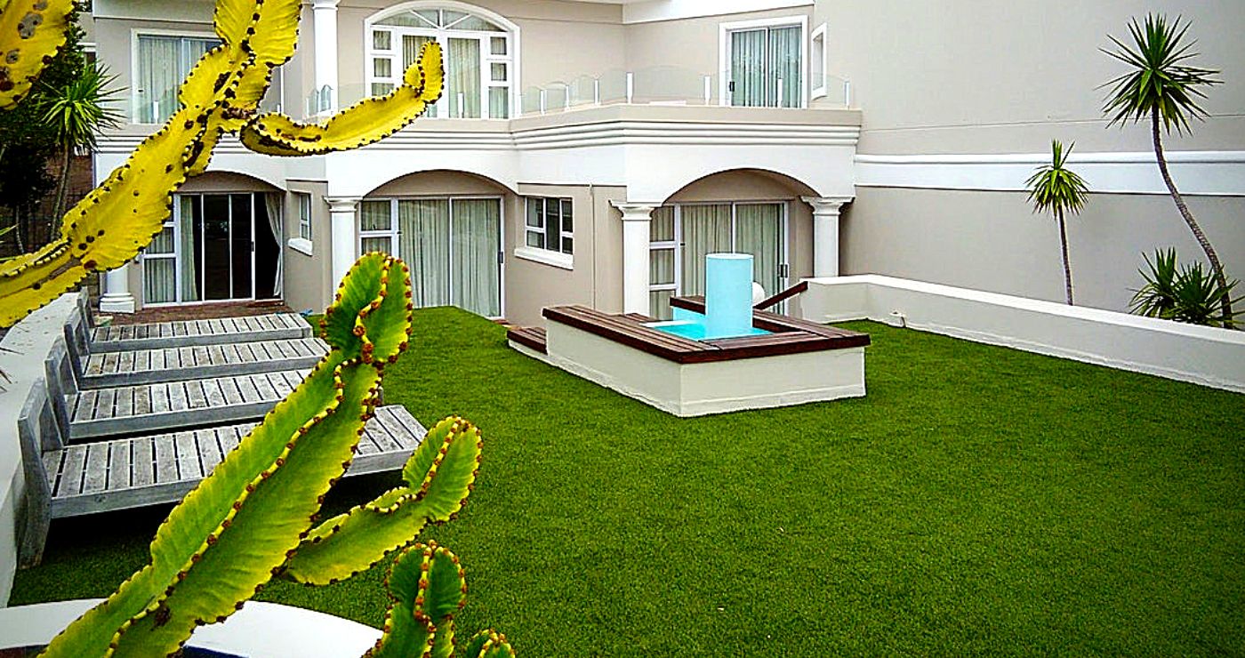 115 on Beachy Head Drive Luxury Guest House
